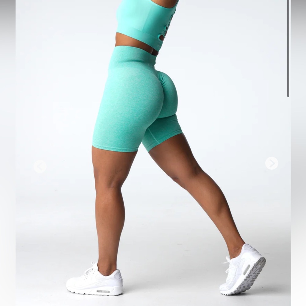 NVGTN Scrunch Seamless Shorts XS